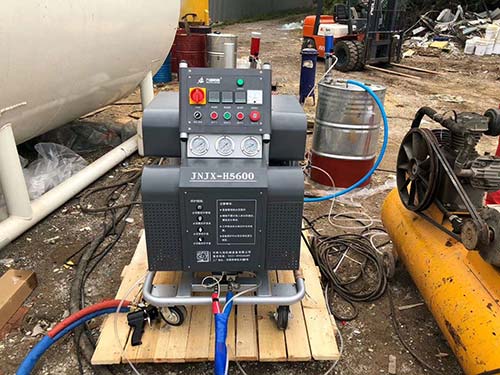 聚脲防水喷涂机器(图1) H5600聚脲防水喷涂机器