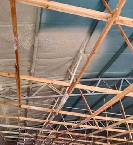 养殖场喷涂(图3) 养殖场喷涂顶棚溜缝