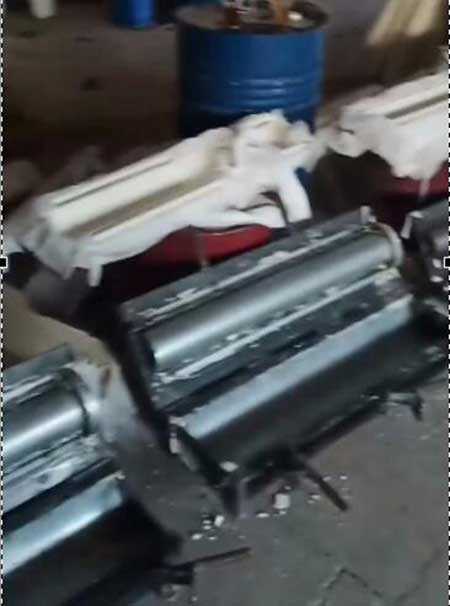 硬质聚氨酯瓦壳(图3) 硬质聚氨酯瓦壳浇注模具